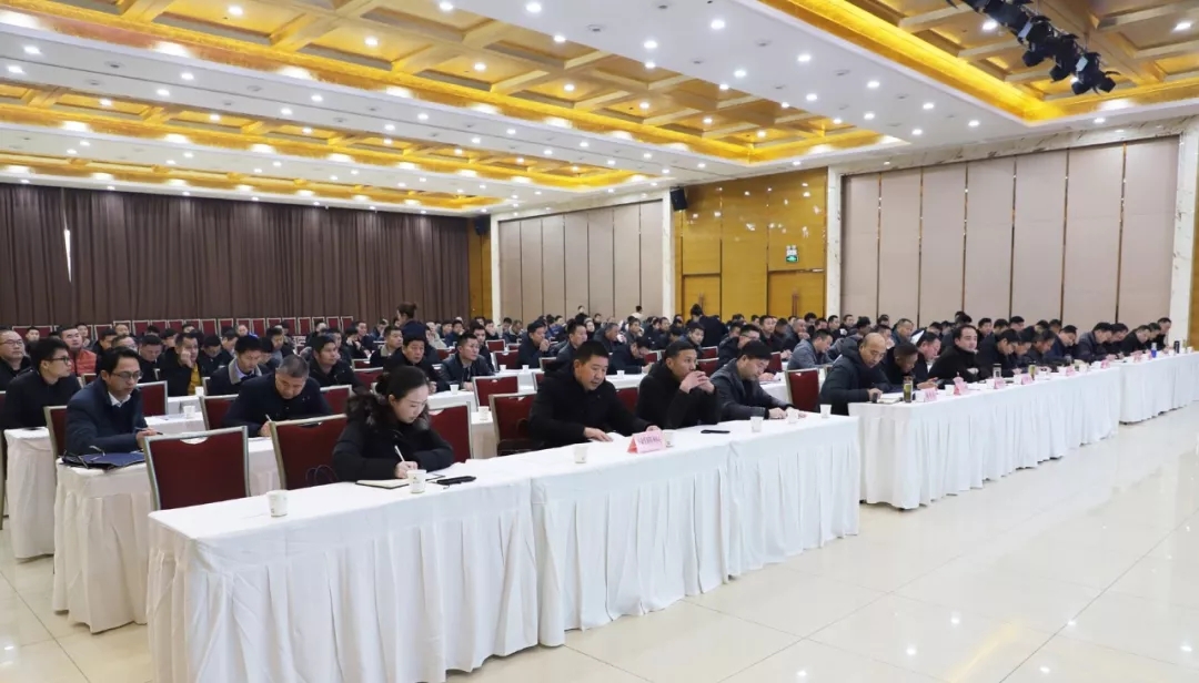 長沙凱發(fā)超硬材料科技有限公司,長沙礦山石材開采設備銷售,長沙石材加工設備銷售,金剛石工具生產(chǎn)